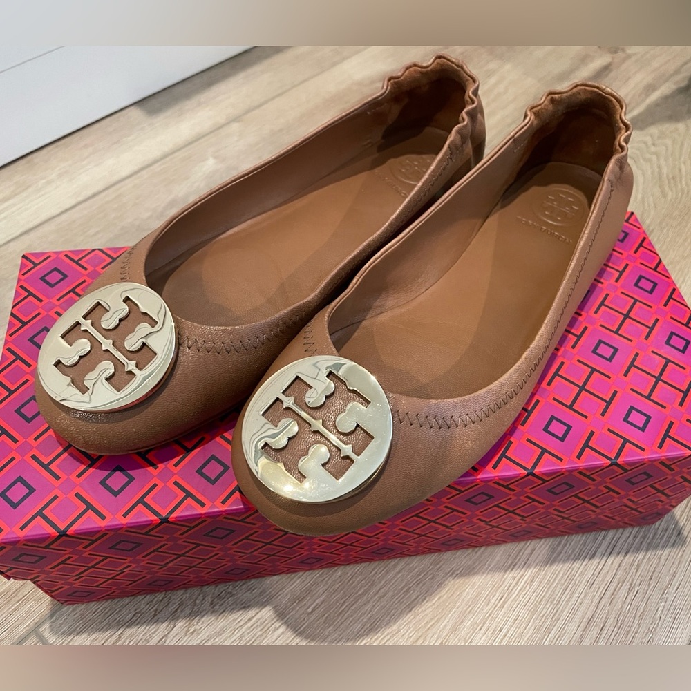 Tory Burch - Minnie Travel Ballet Flat - Size 5.5 - Royal Tan Gold